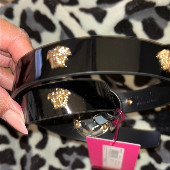 Versace kids Belt with Gold Medusa Buckle - Picture 2 of 4